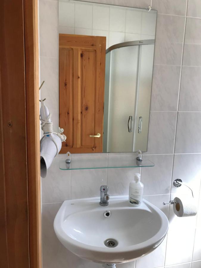 Guest House Eco Home ยูร์มาลา ภายนอก รูปภาพ