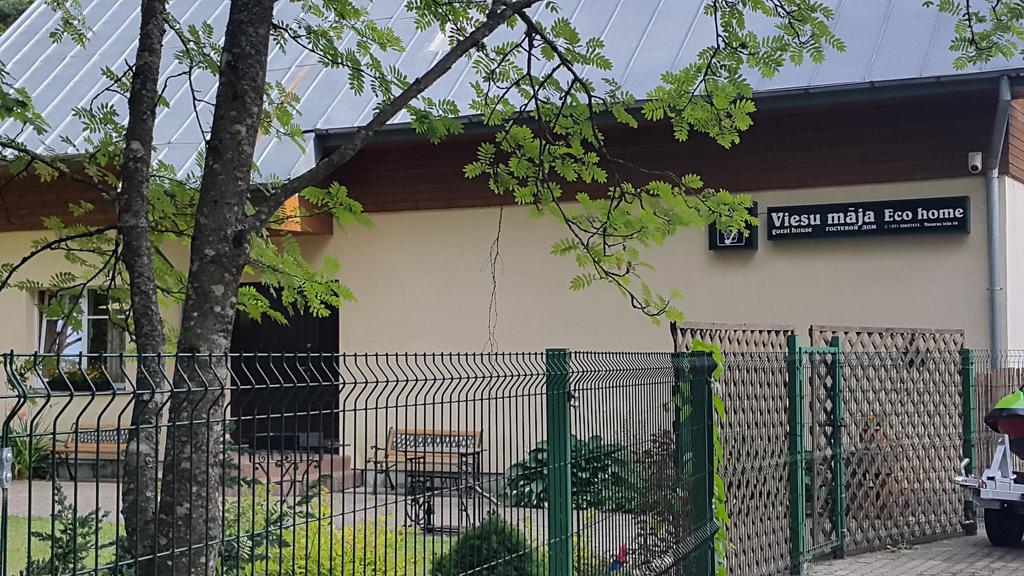 Guest House Eco Home ยูร์มาลา ภายนอก รูปภาพ