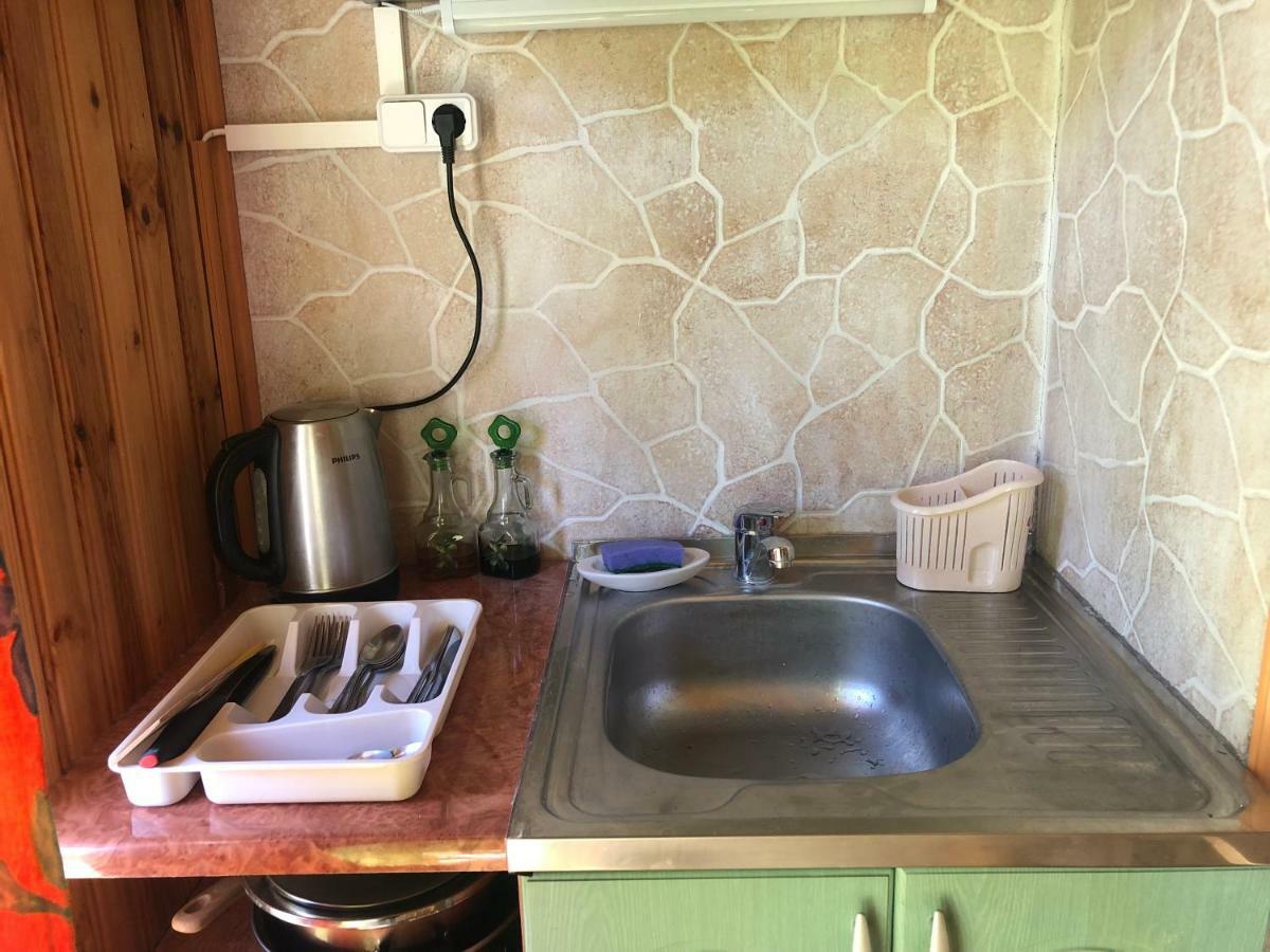 Guest House Eco Home ยูร์มาลา ภายนอก รูปภาพ